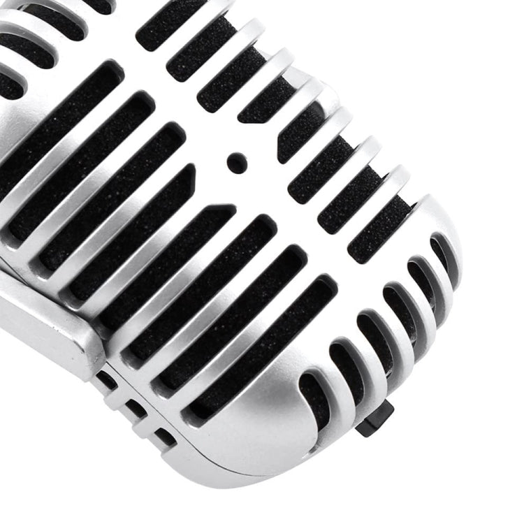 Plastic Classic Style 3.5mm Standing Microphone