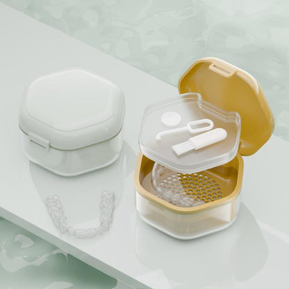 Invisible Braces Box Orthodontic Retainer Organizer Portable Denture Braces Storage Case